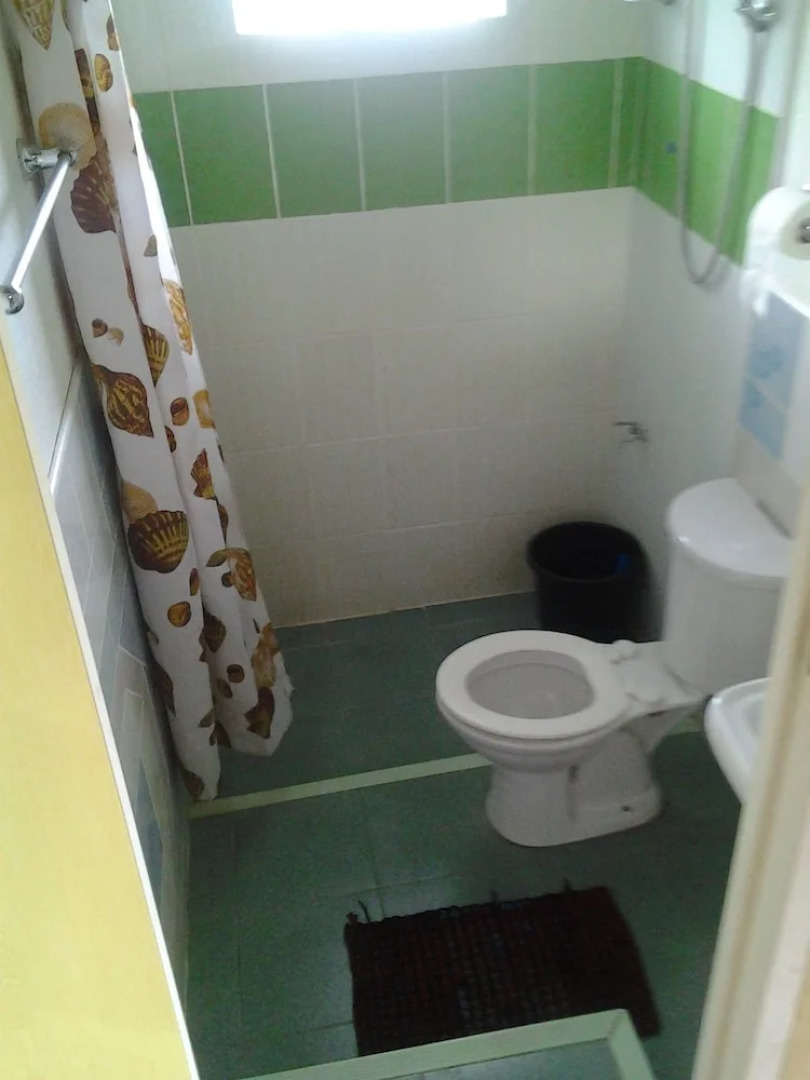 OYO 638 Randy's Bantayan Island Resort Santa Fe