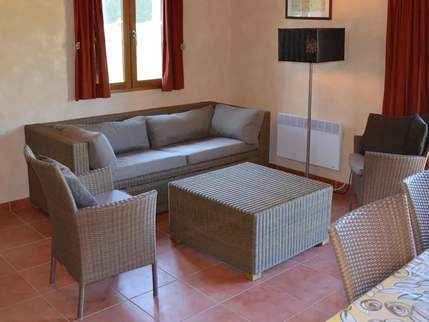 Well-kept, Detached Holiday Home With air Conditioning