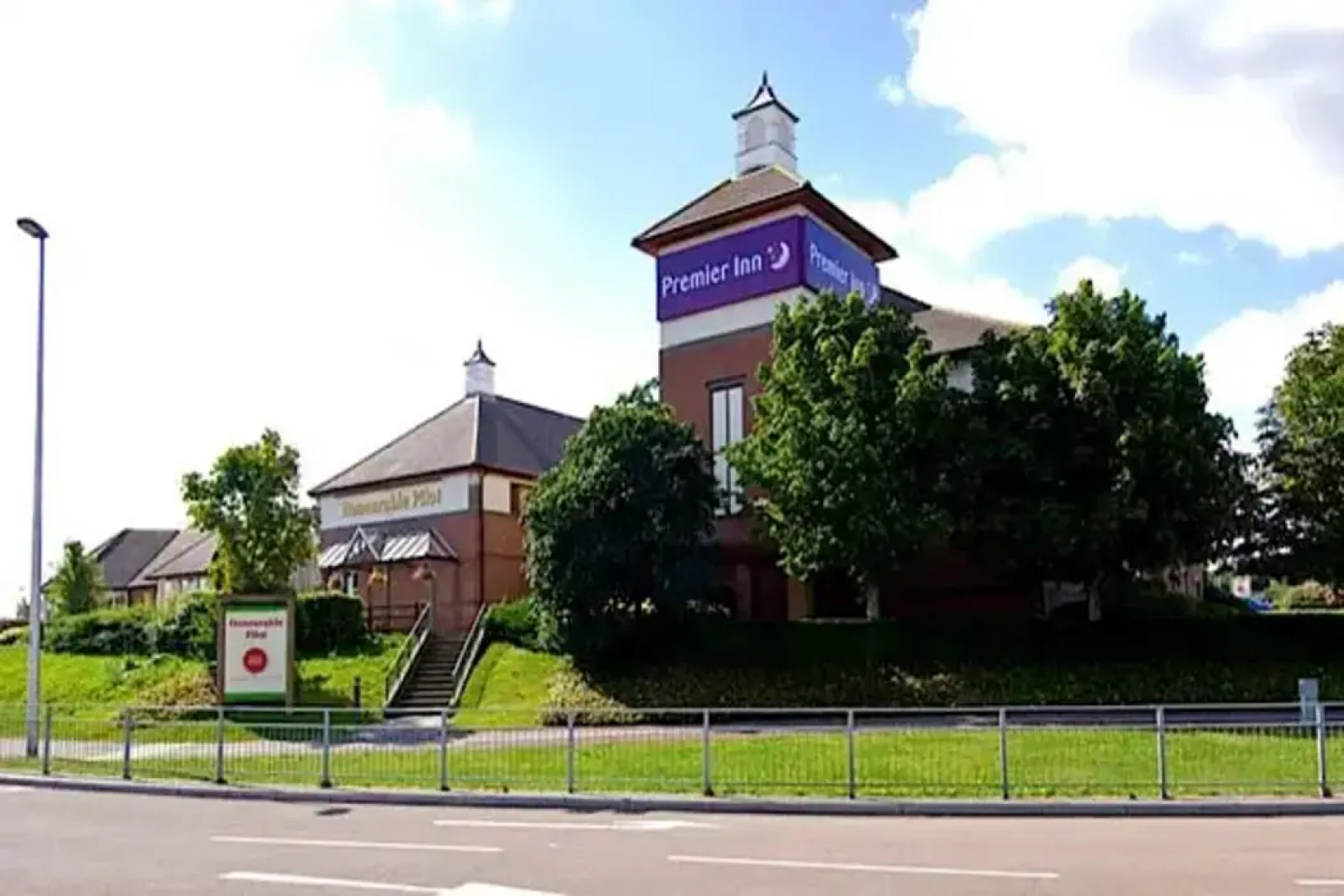 Premier Inn Gillingham Business Park