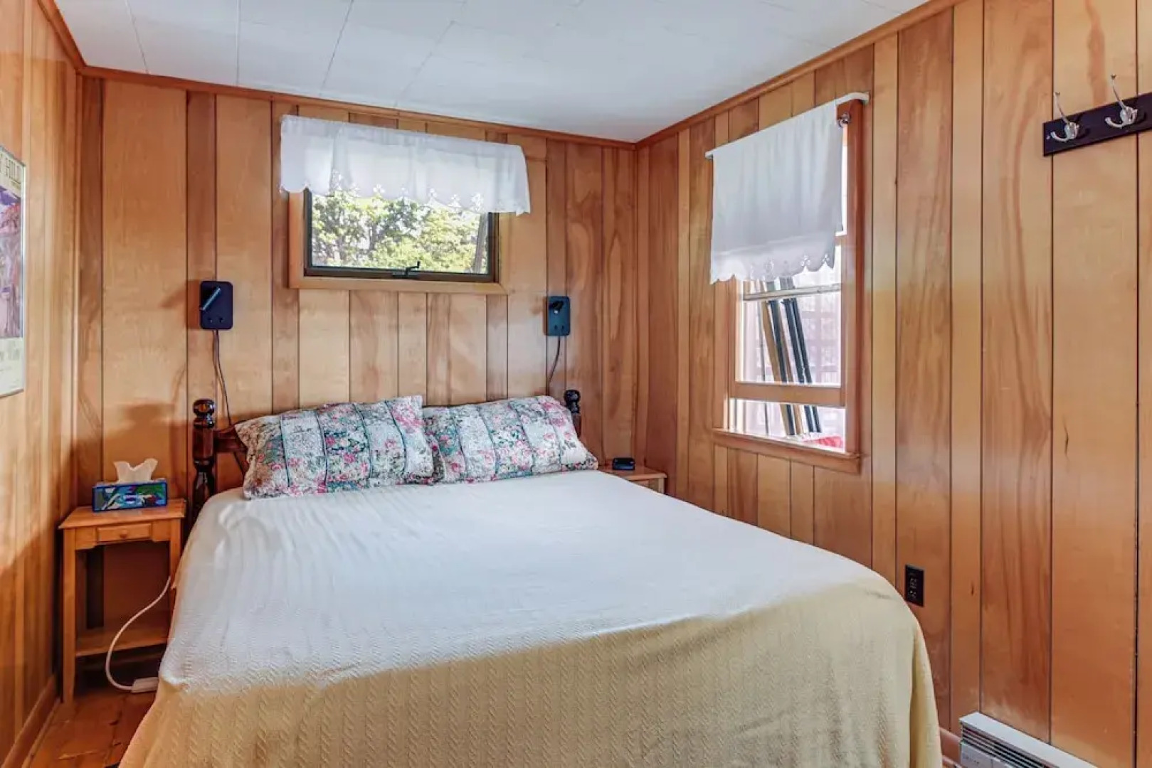 Dock & Rowboat: 'beechnut Bungalow' on Keuka Lake