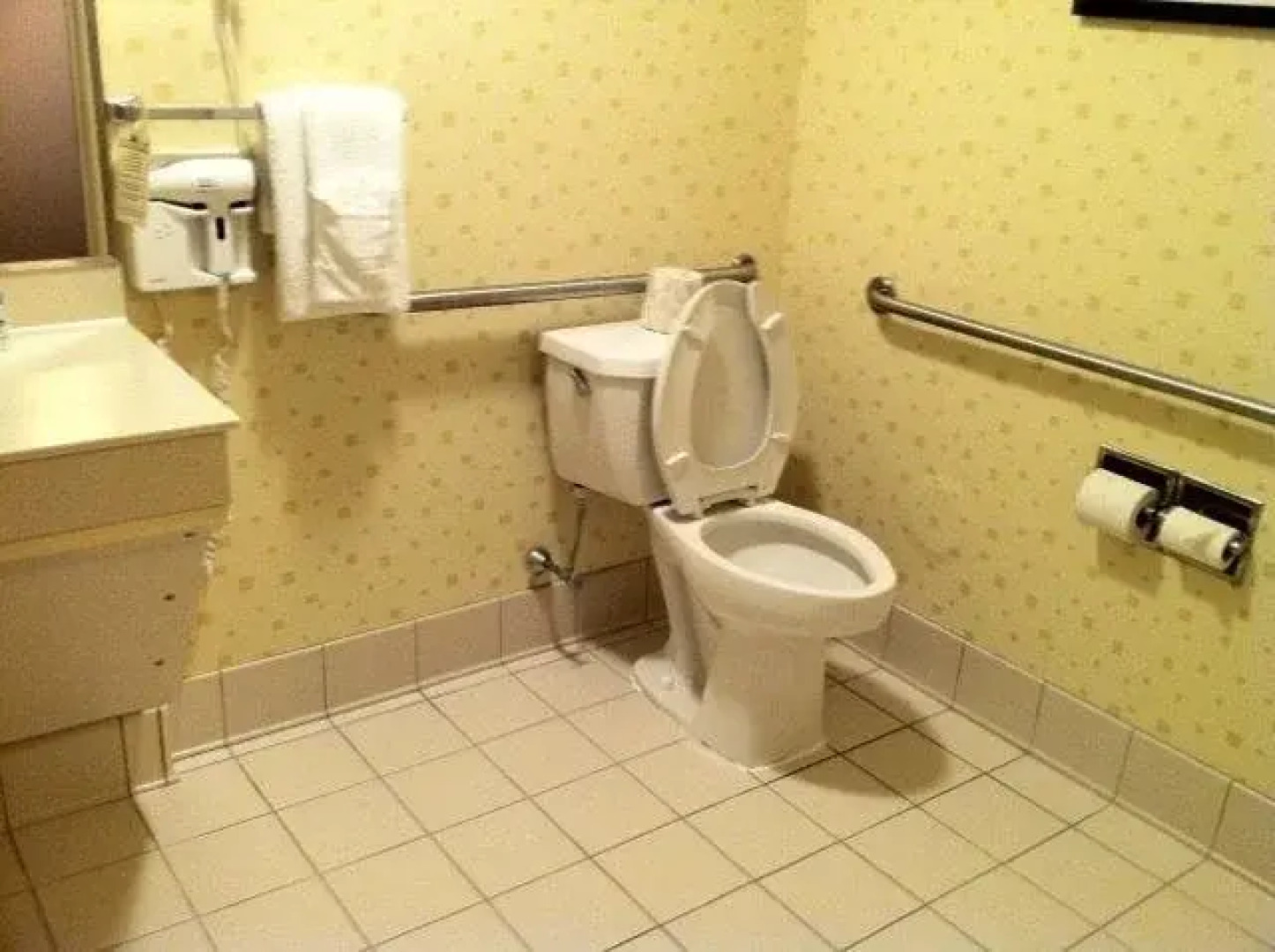 Studios & Suites 4 Less Gum Road