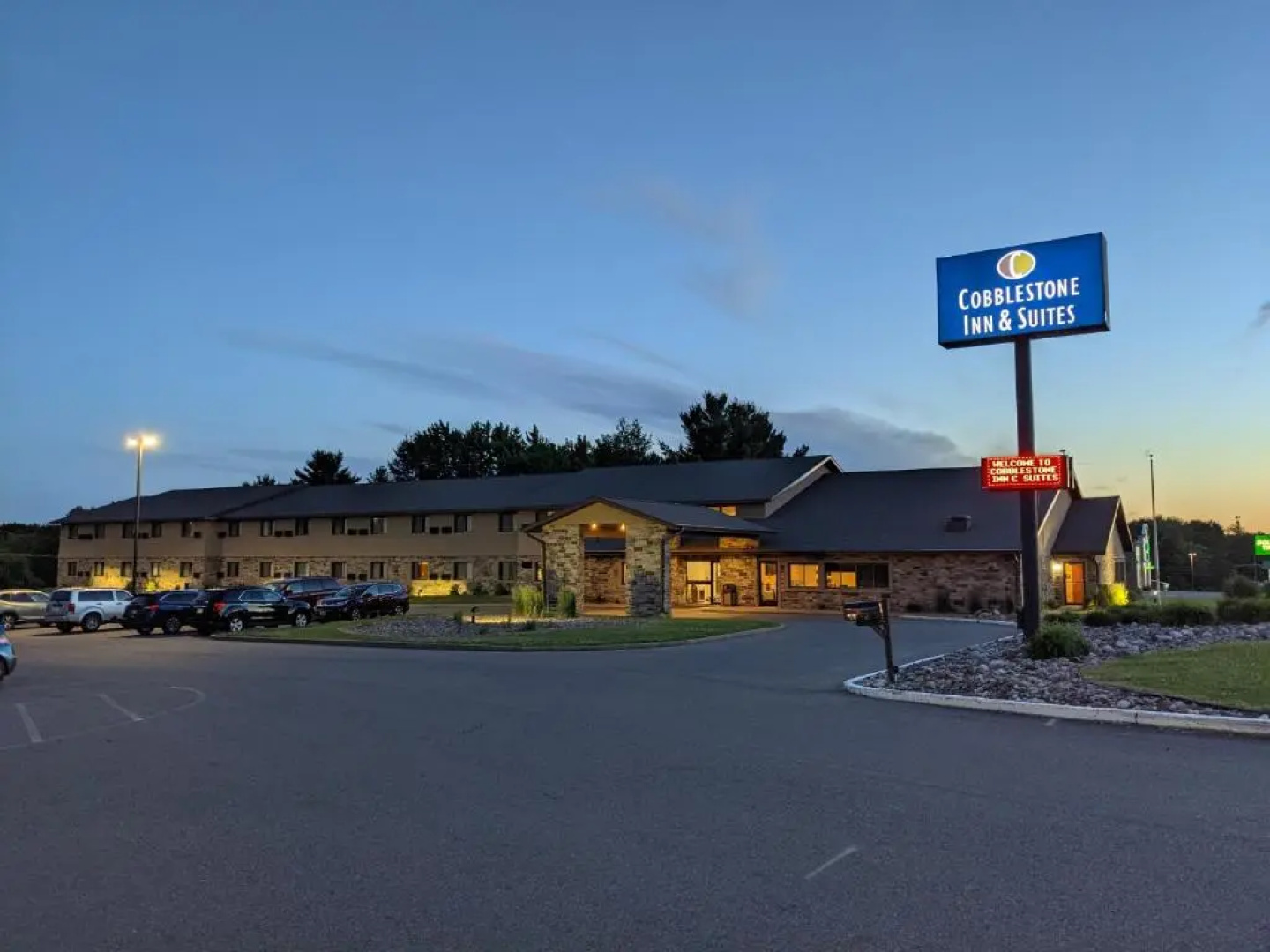 Cobblestone Inn & Suites Merrill