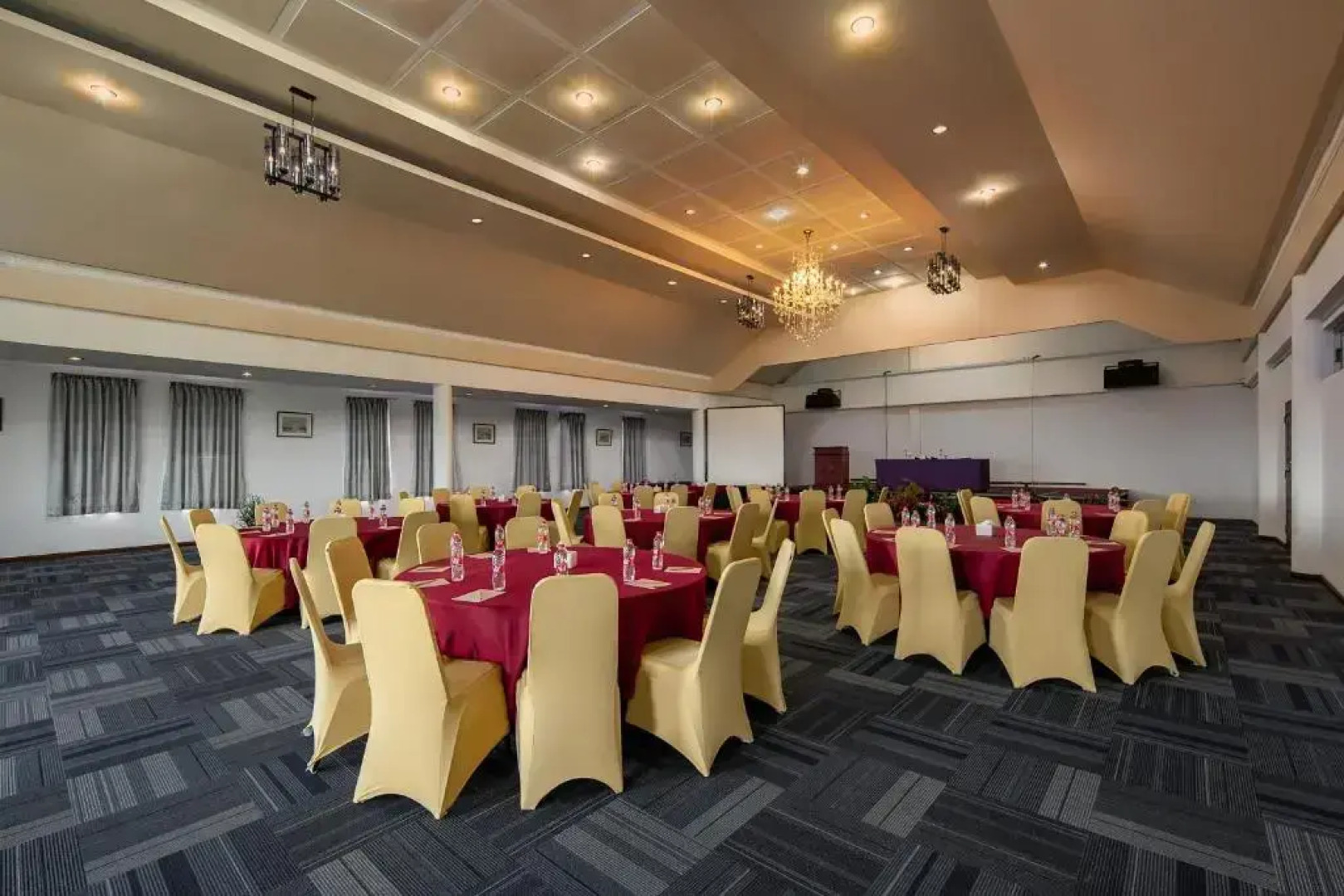 Sinabung Hills Resort