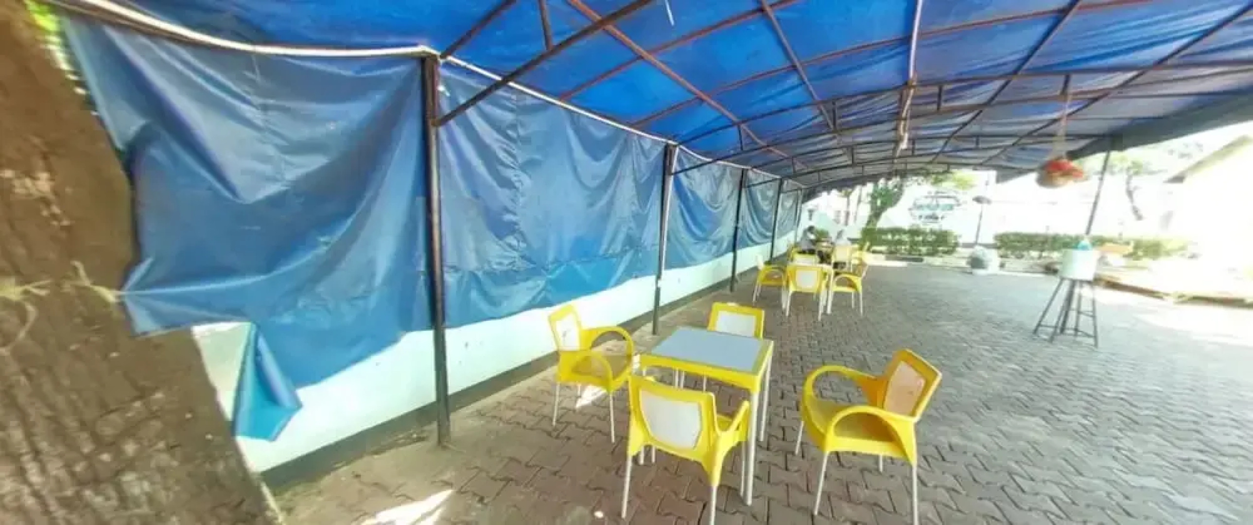 New Coffee Tree Hotel