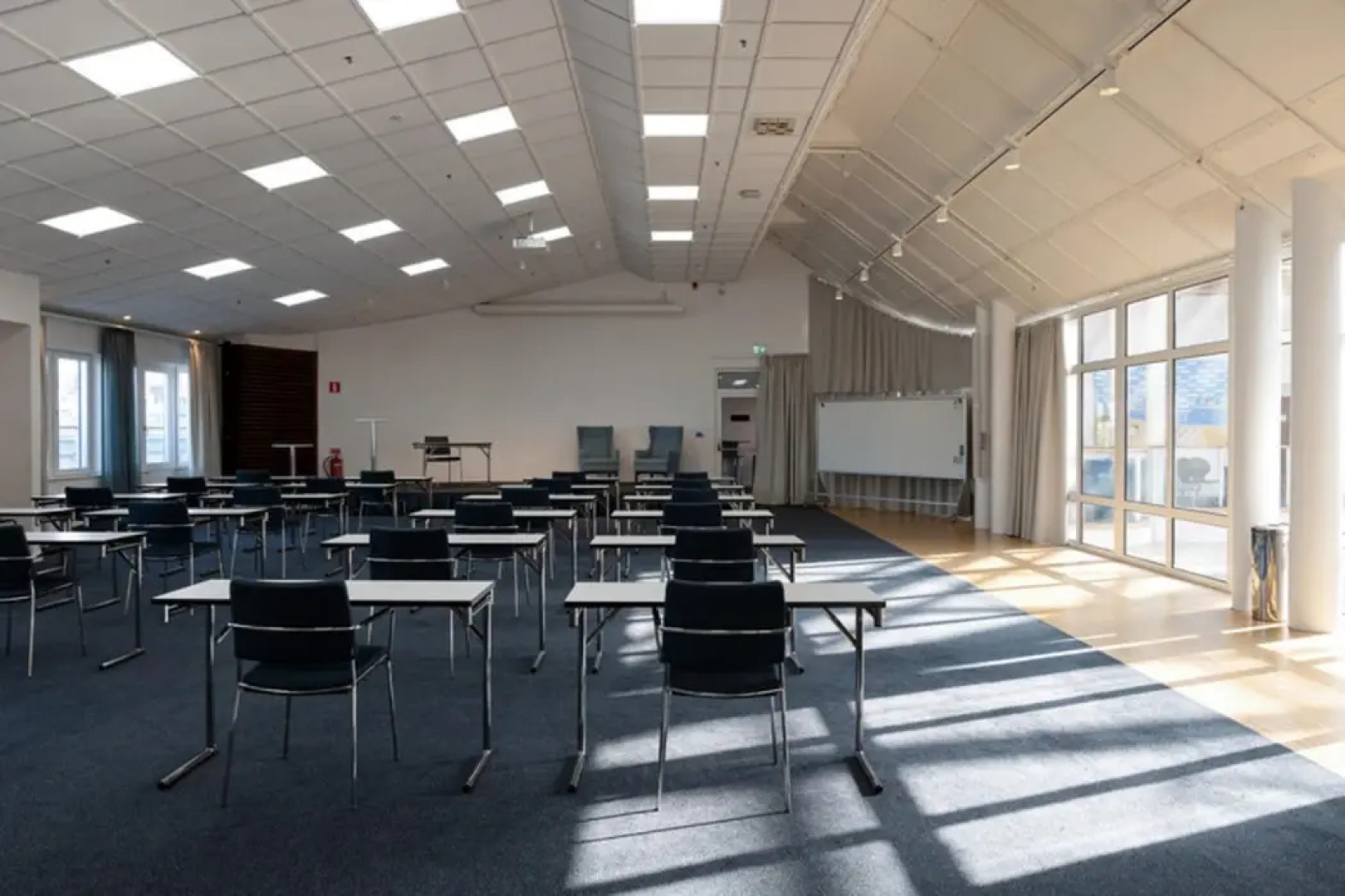 Elite Hotel Marina Plaza