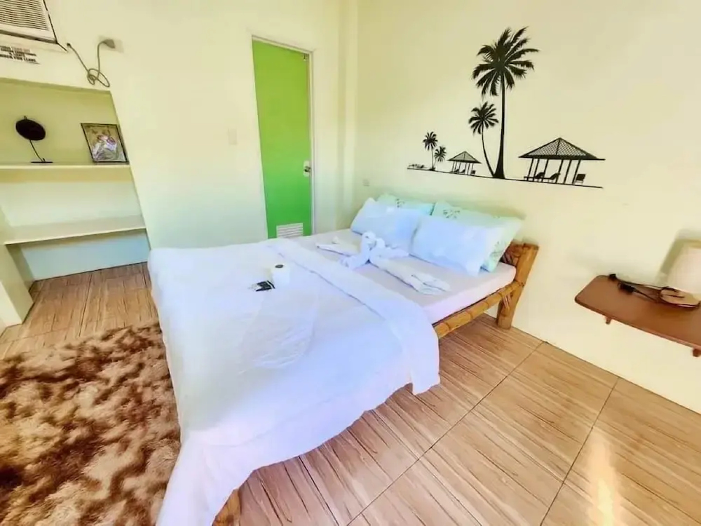 8hotel