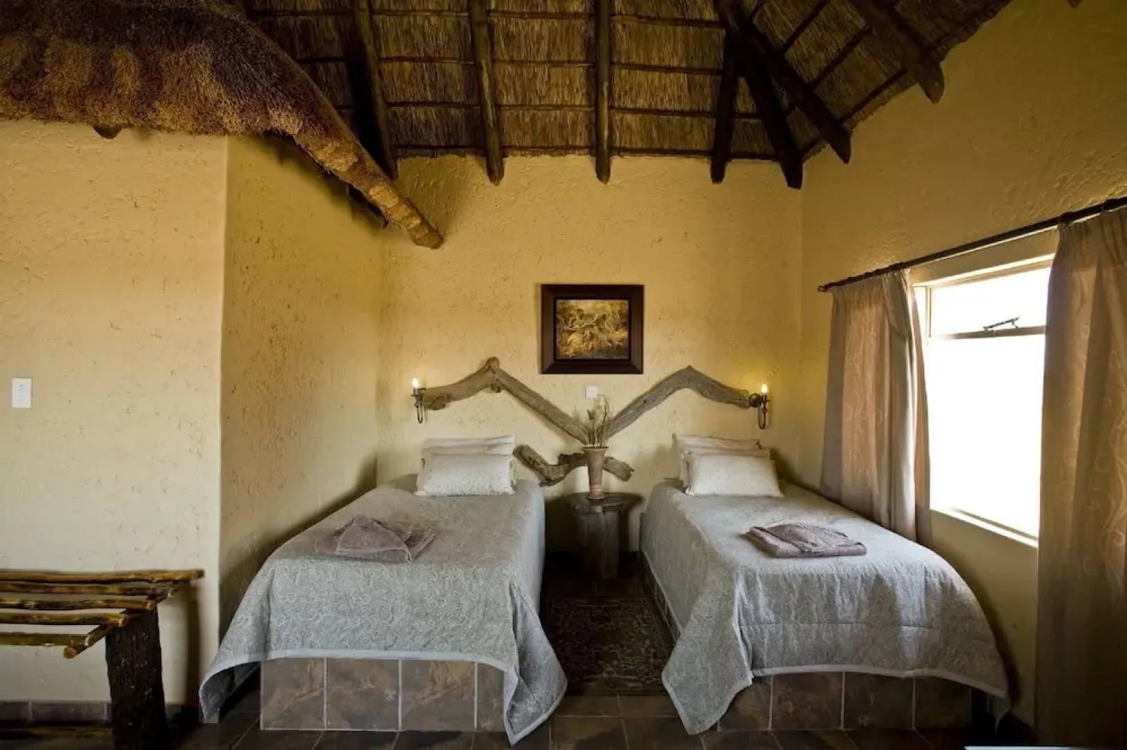 Grassland Bushman Lodge