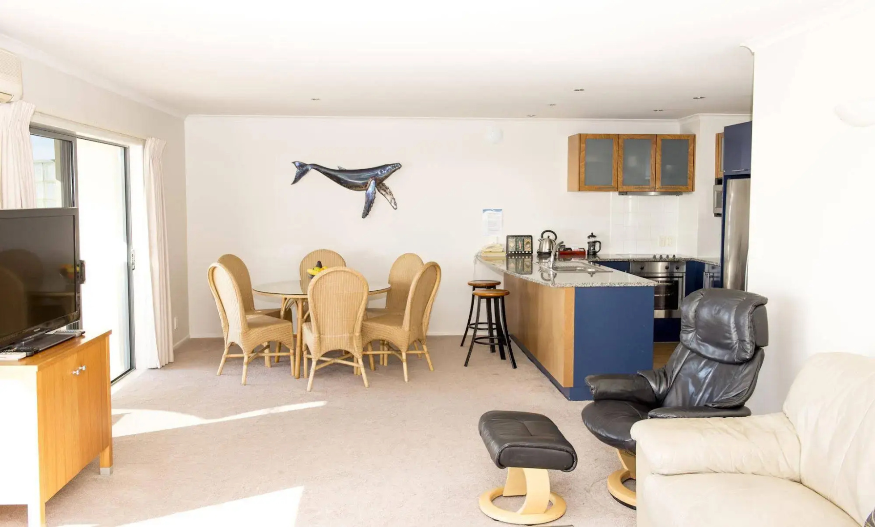 The Reef Beachfront Apartments