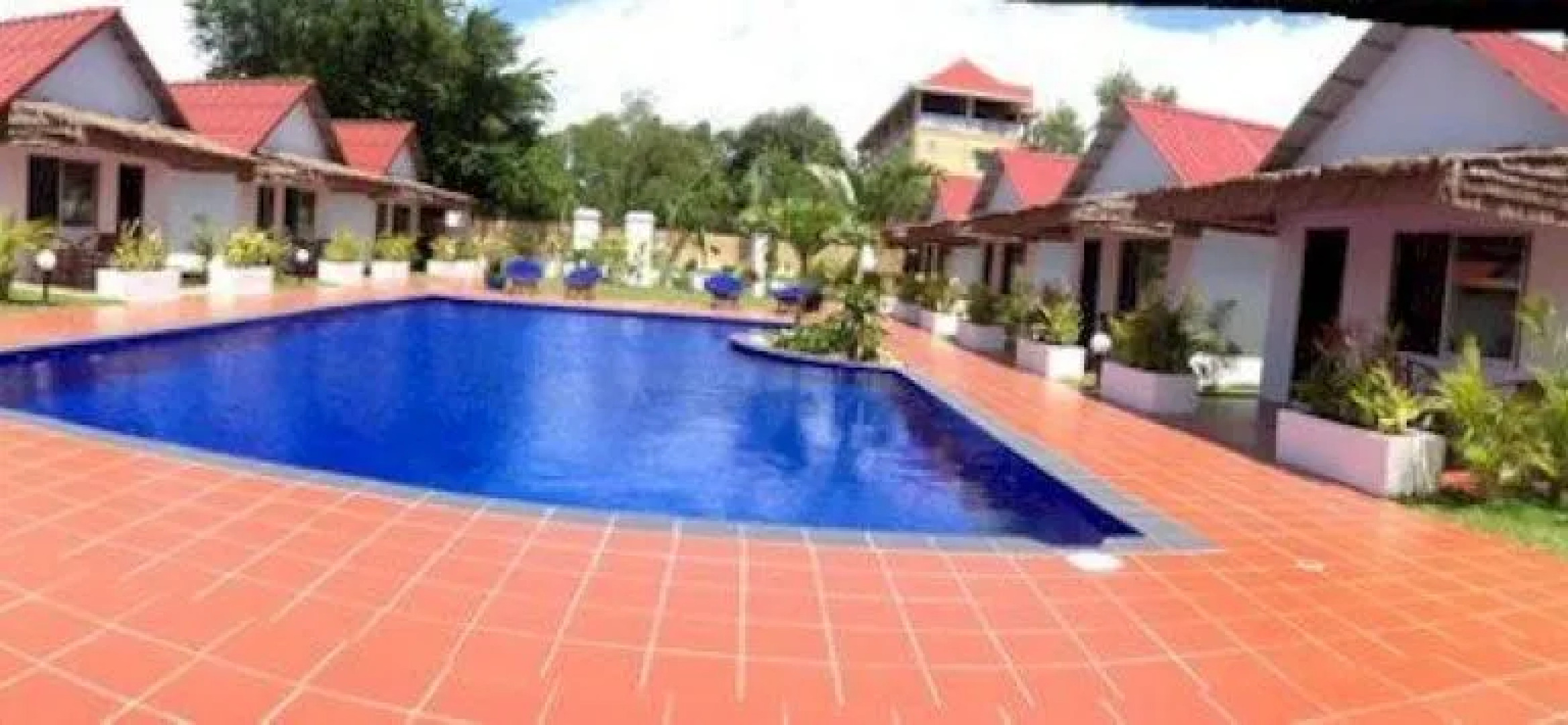 French Garden Resort