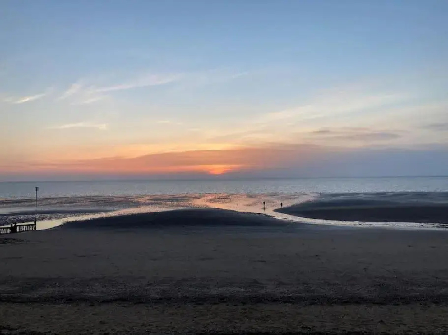 Beautiful 3 bed house in Hunstanton - near Searles with sea views