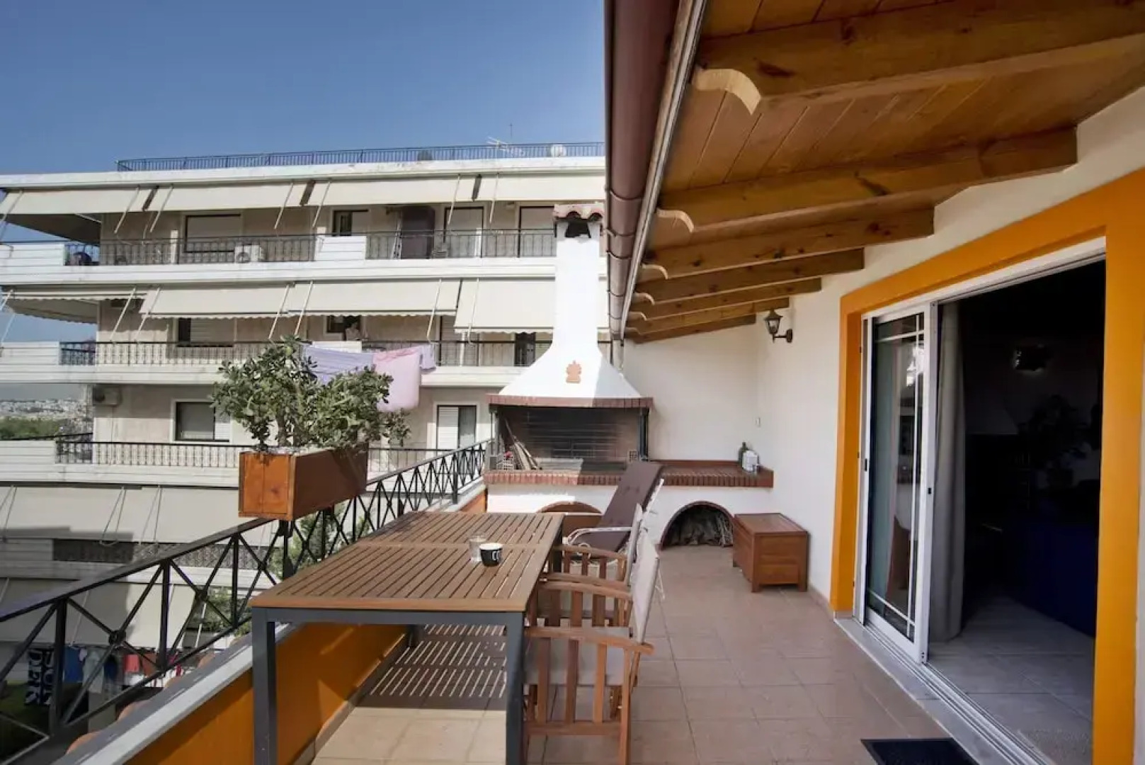 Apos Place in Pefki With 1 Bedrooms and 1 Bathrooms