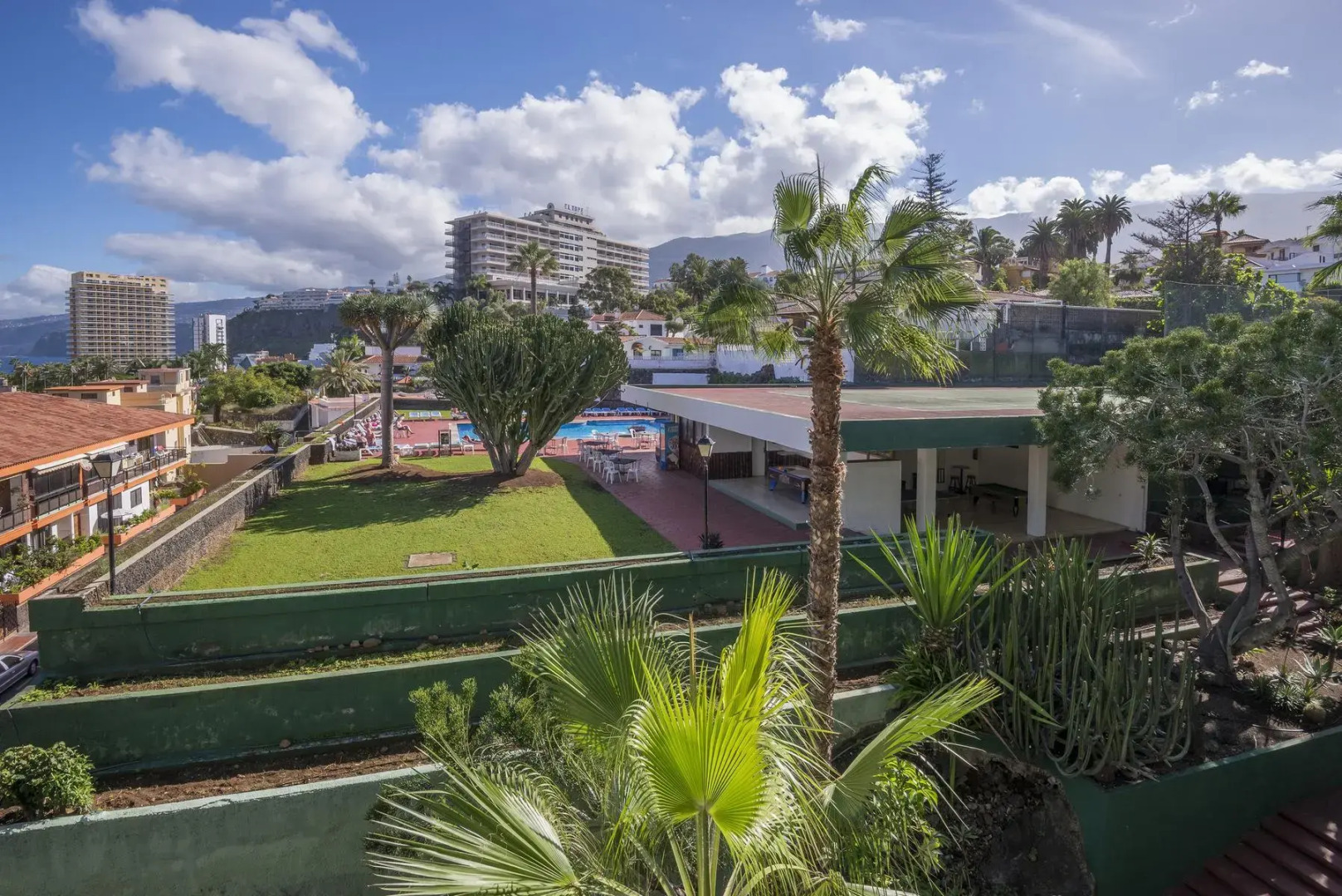 DC Xibana Park Hotel