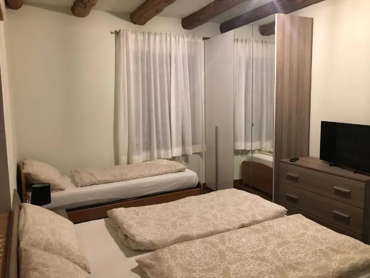 Salice Home 2/6 people