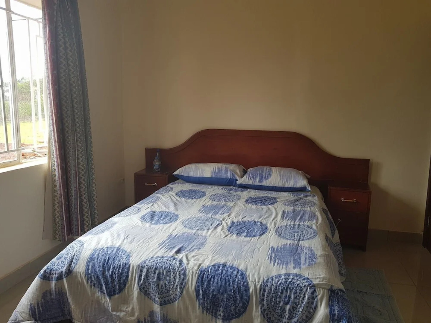 Rayoni Guesthouse B&B