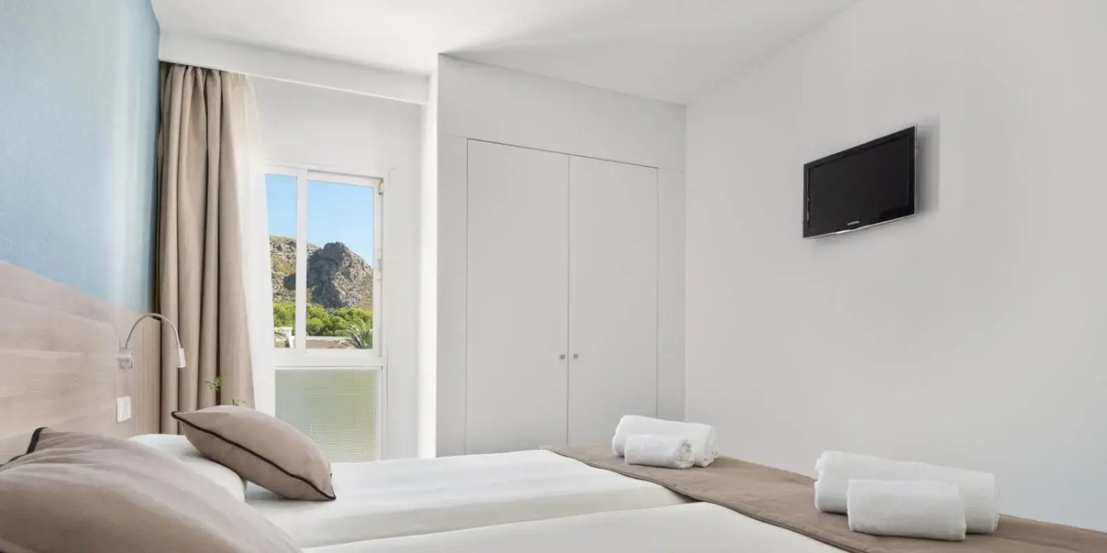 Puerto Azul Suite Hotel