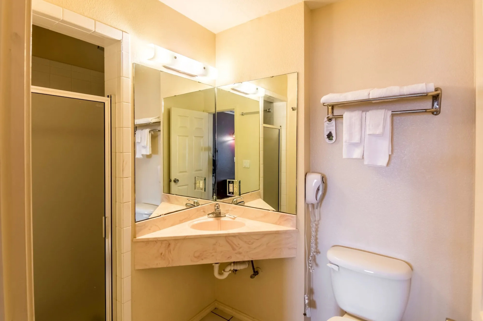 Travelers inn by OYO Wichita Falls