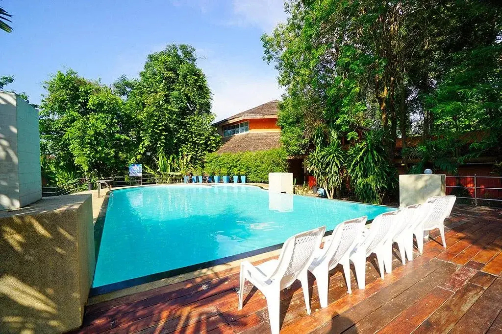 Aurora Resort Kanchanaburi