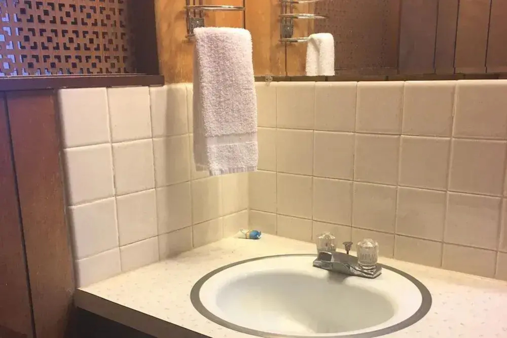 Blueway Inn and Suites El Dorado