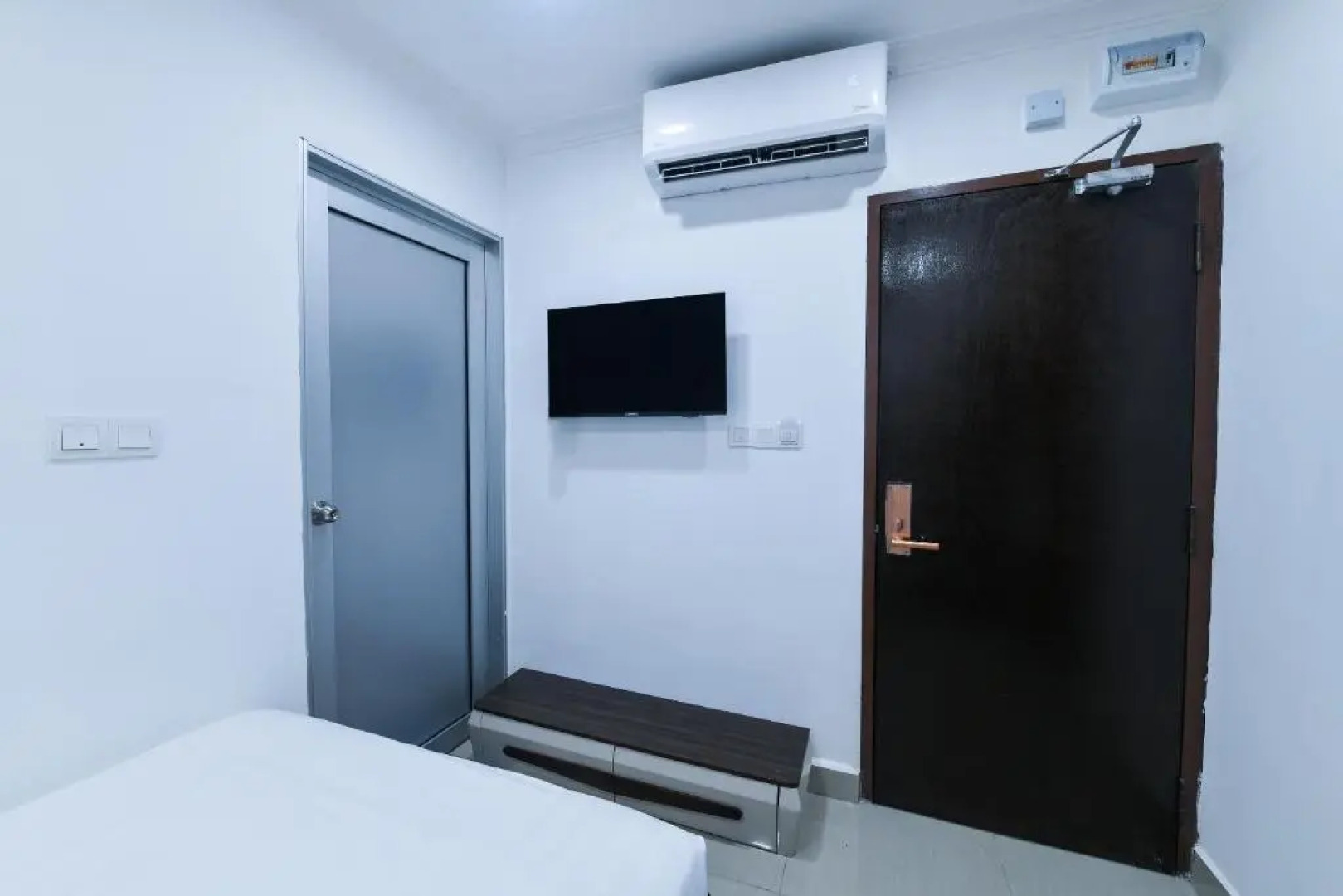 Capital O 90543 Sp Star Hotel