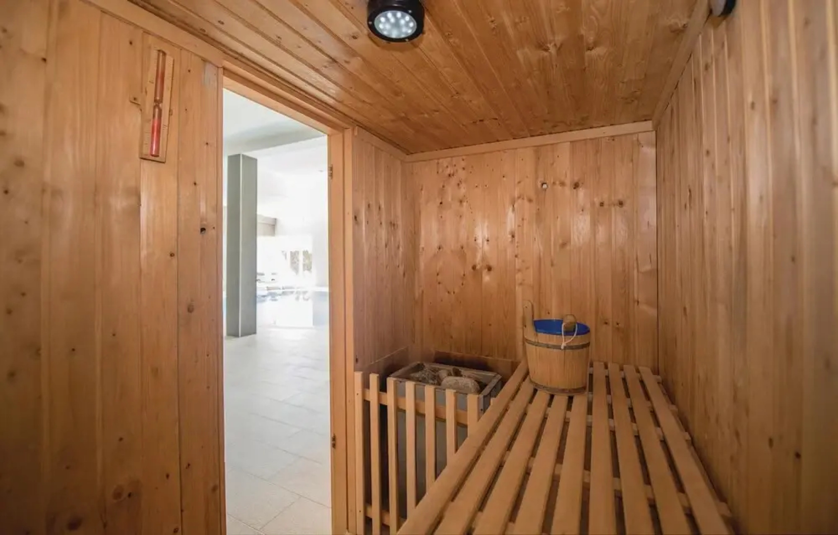 Awesome Home in Solin With Sauna, Wifi and 5 Bedrooms