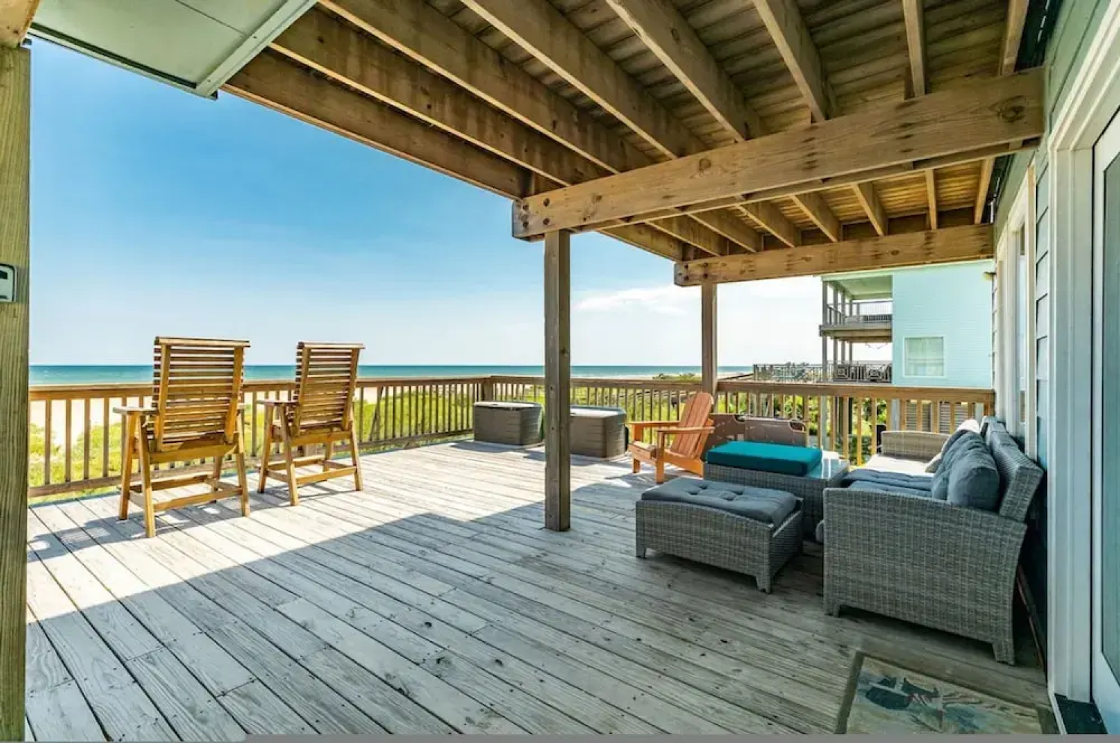 Superb Home With Private Walkover to Beach