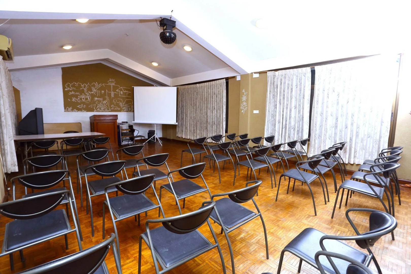 Safari Adventure Lodge