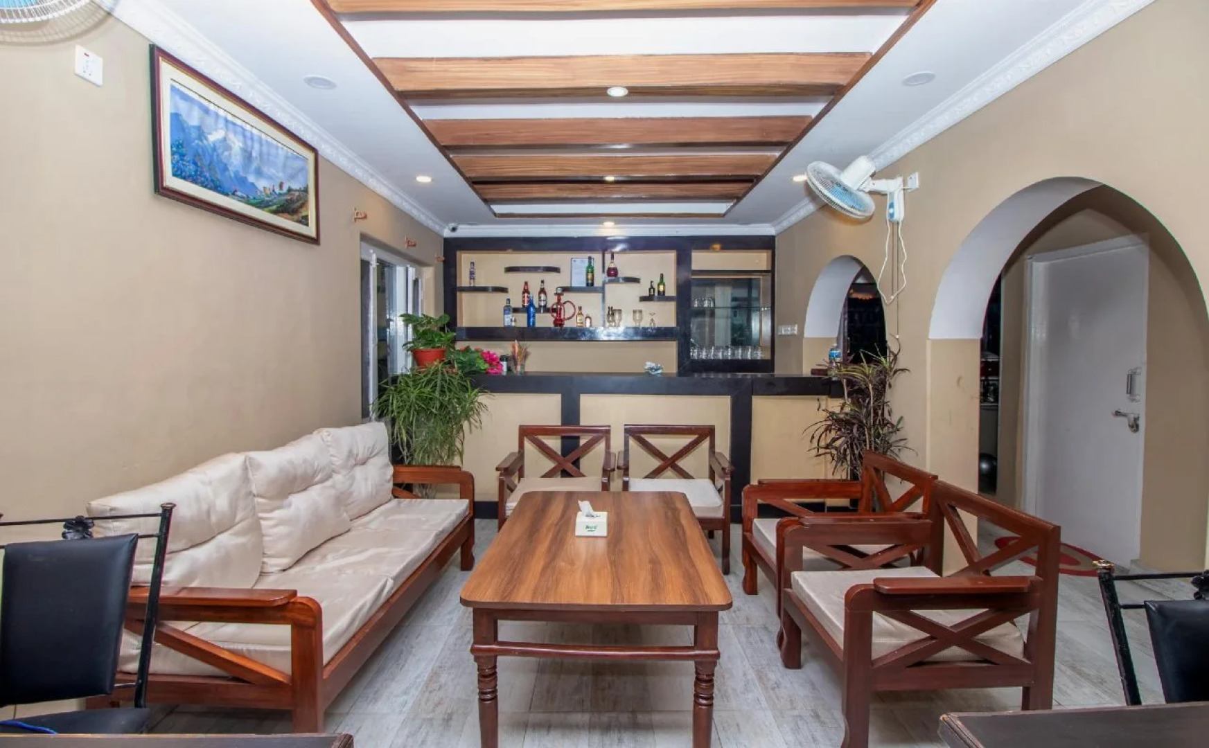 OYO 249 Hotel Royal Image