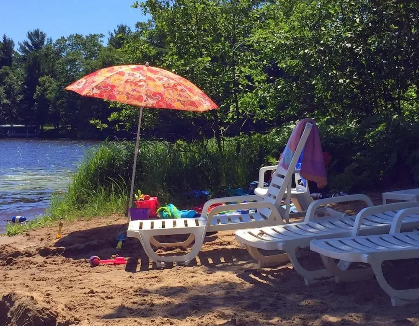 Lake Forest Resort & Club