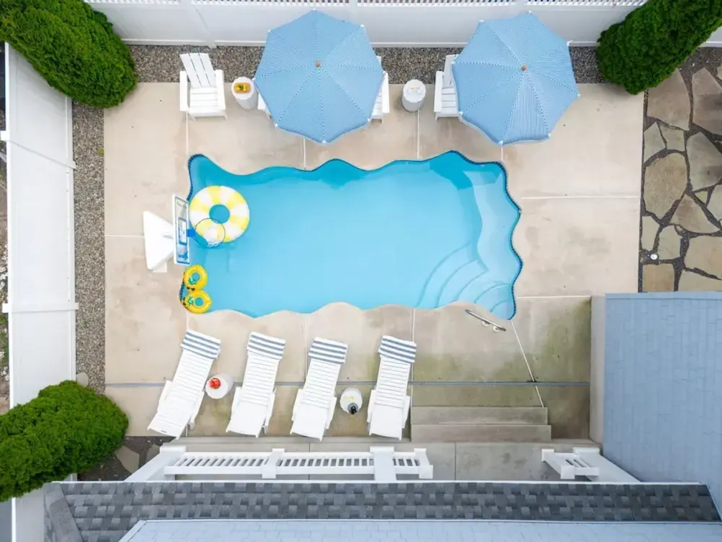 Spacious 6BR Beach Home With Elevator Decks - Ideal for Family Holidays Winter Escapes