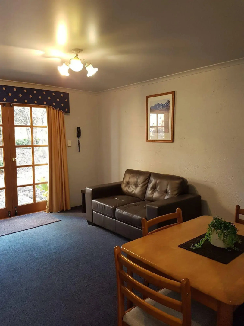 Alanvale Apartments & Motor Inn