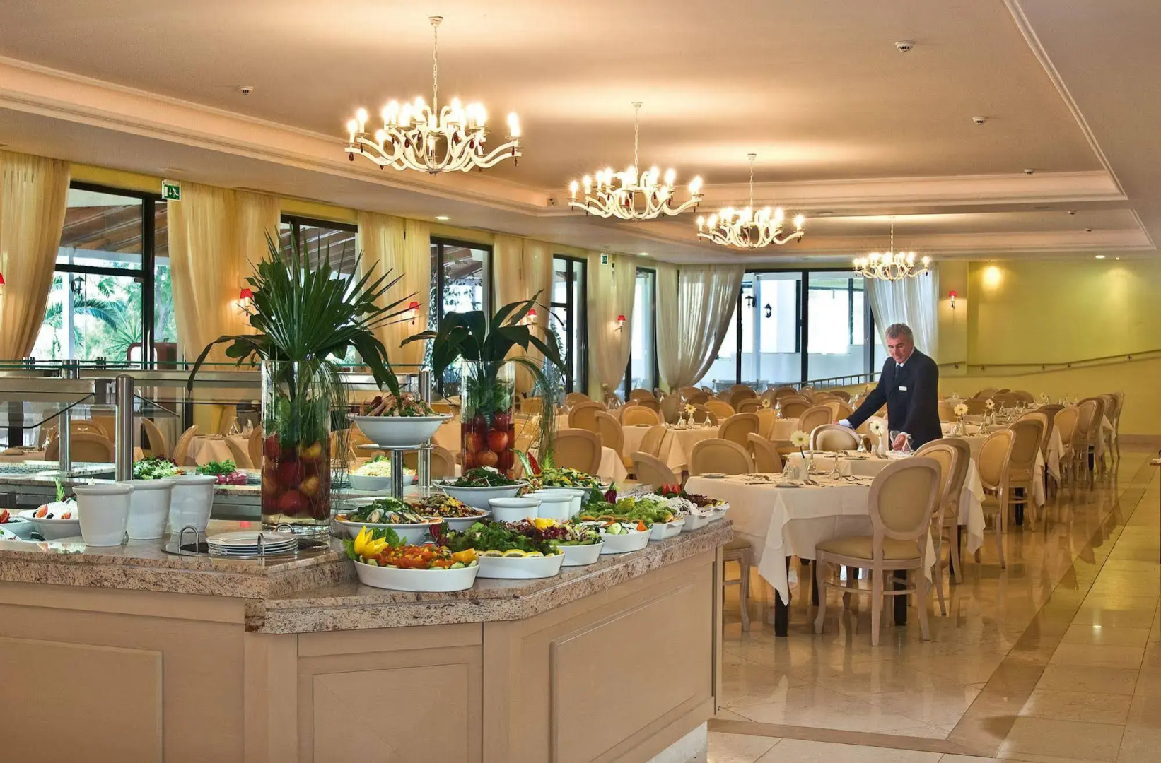 Domes Aulus Zante, Autograph Collection