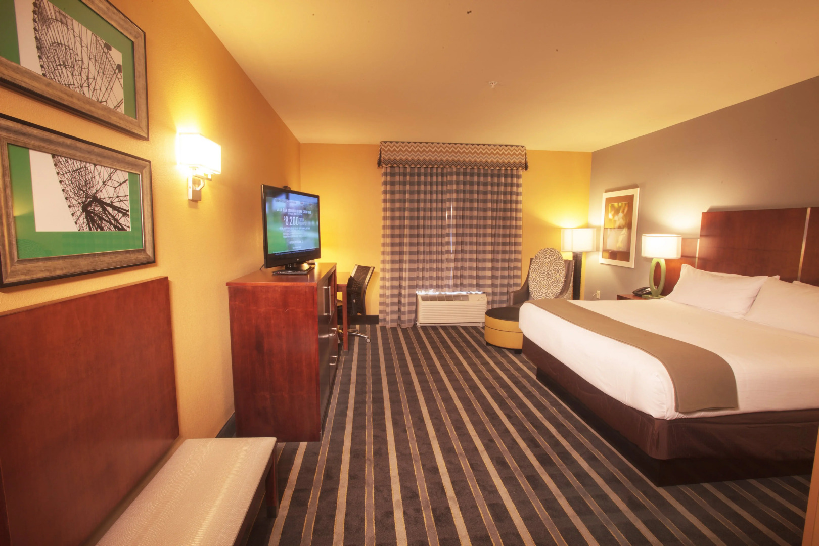Holiday Inn Express & Suites Perry-National Fairground Area #34 by IHG
