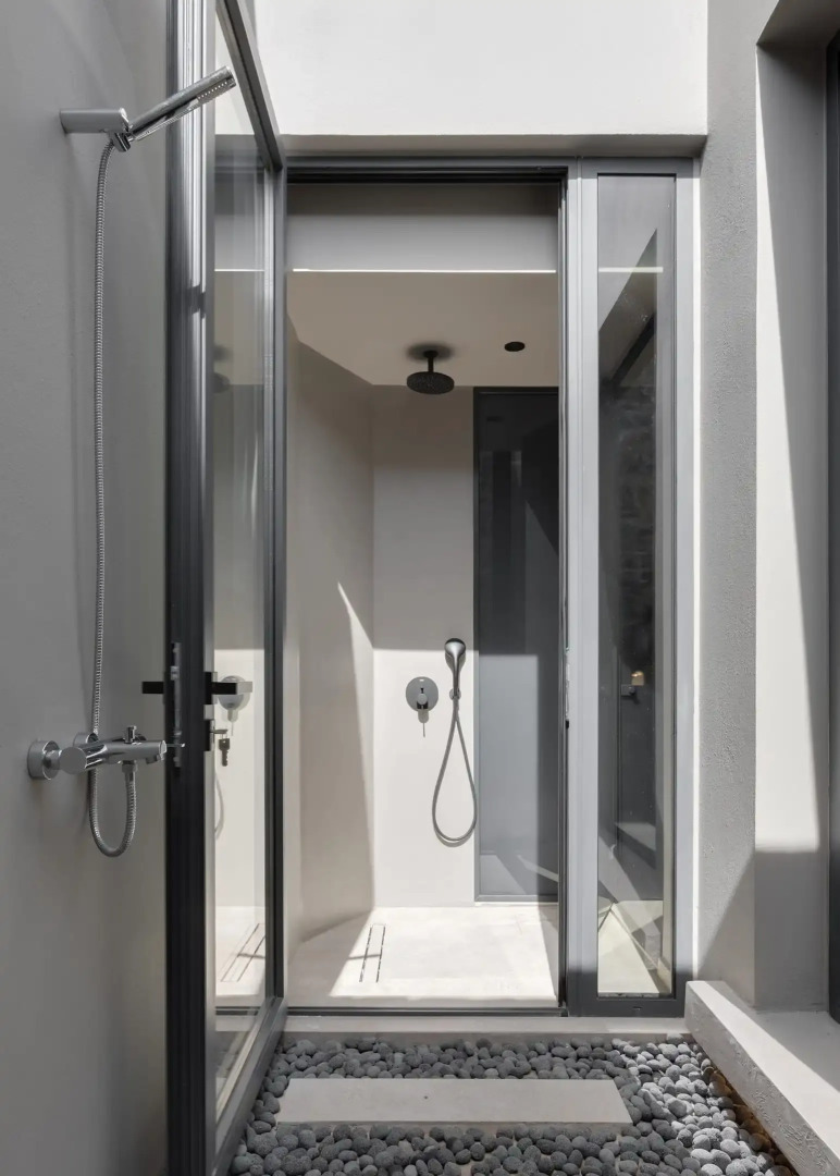 Neromai Cave Luxury Villas