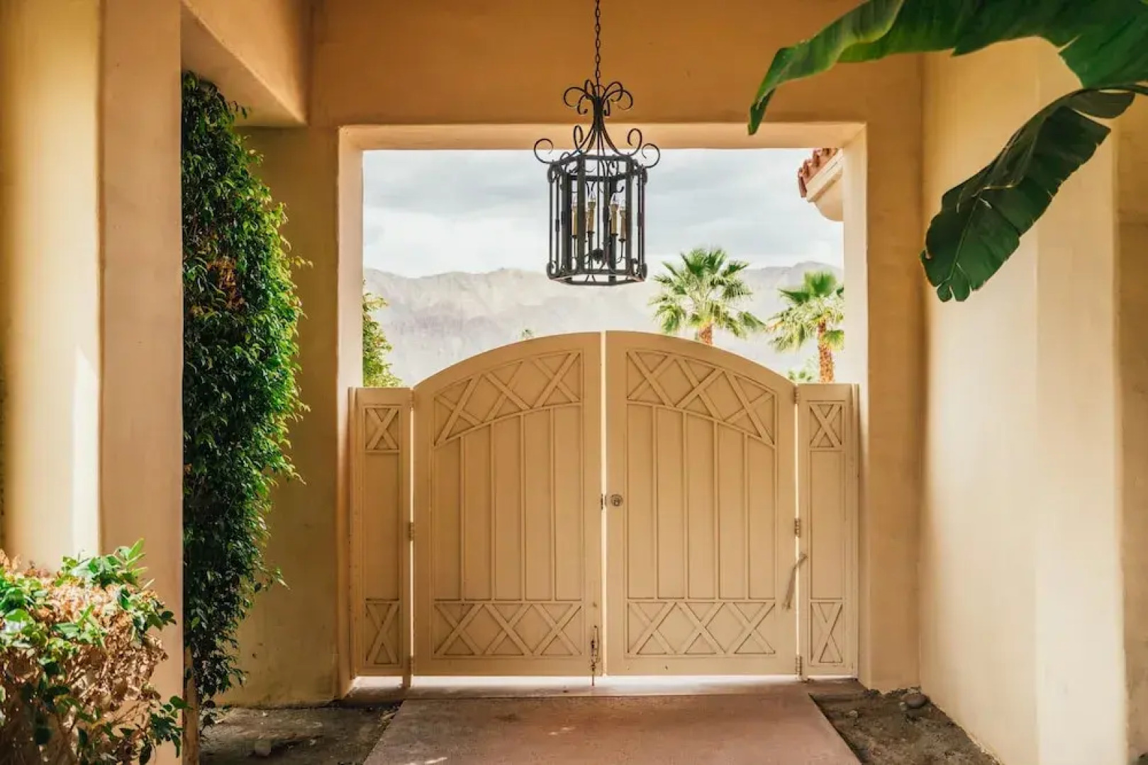 Firefly by AvantStay