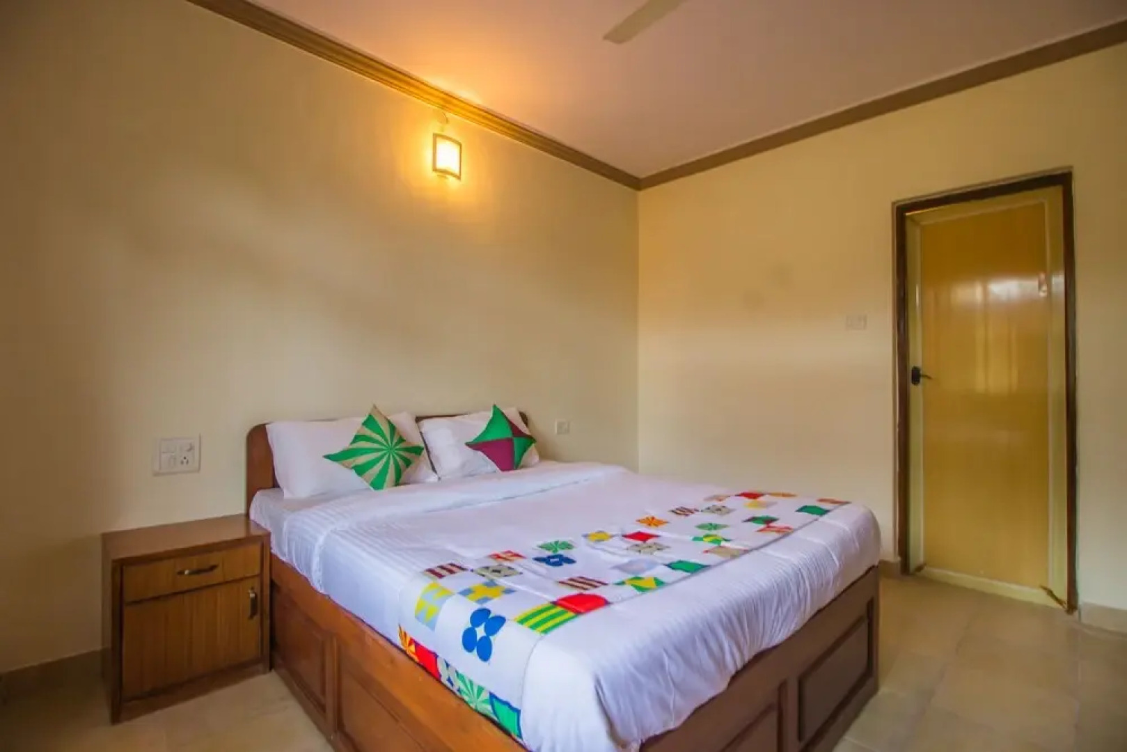 OYO 18705 Home Elegant 2BHK Parra