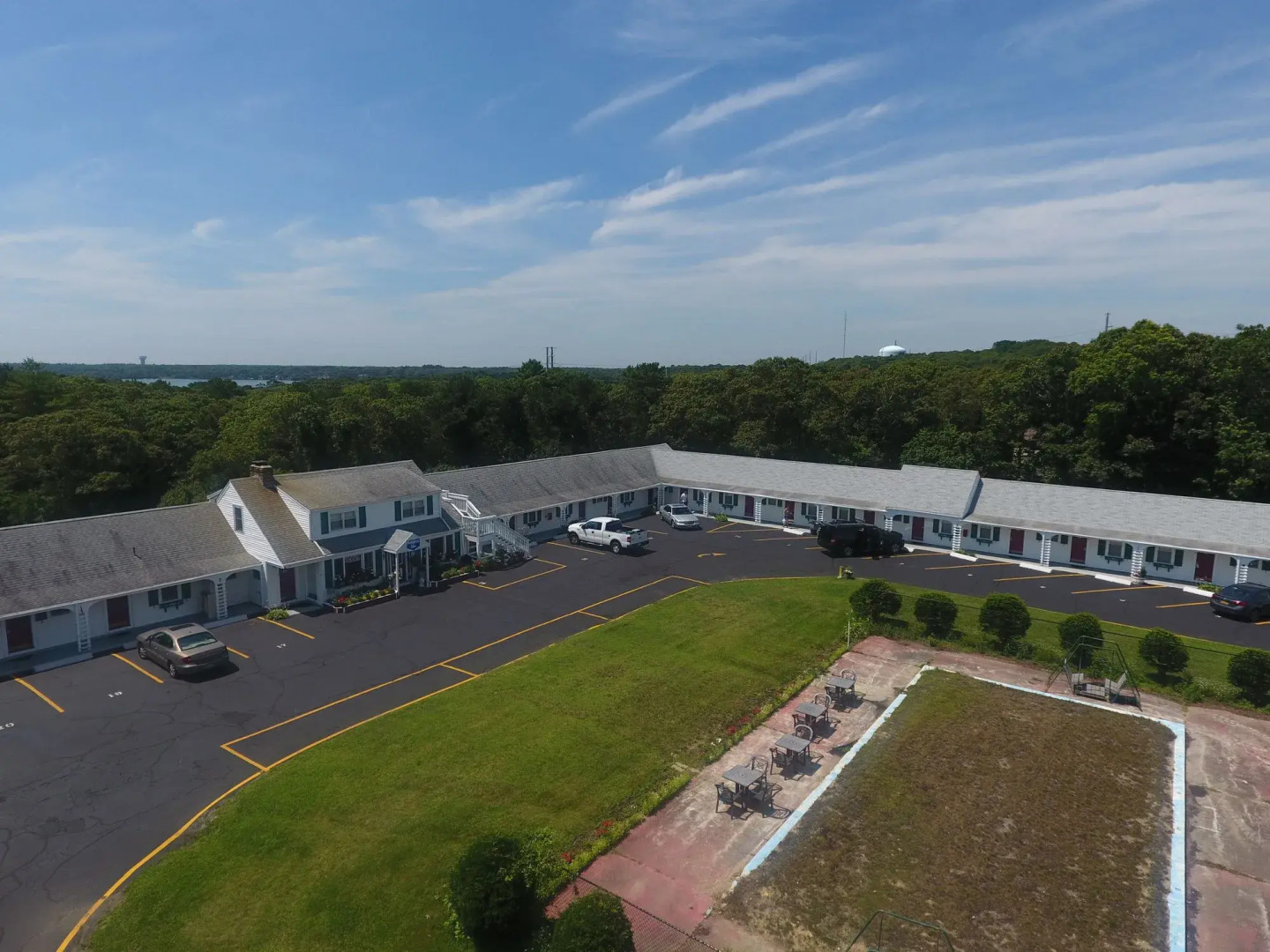 Knights Inn  Centerville MA