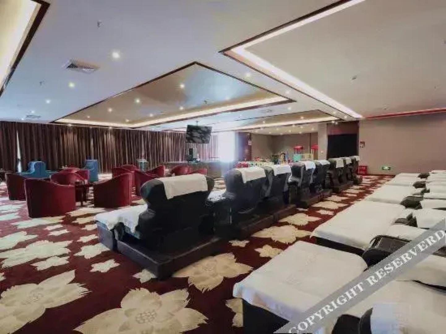 Tanghai Holiday Hotel