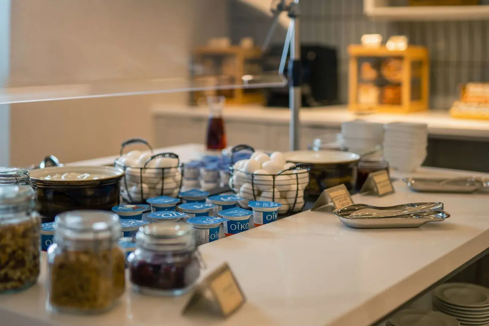 Hotel Place Dupuis Montréal Downtown - An Ascend Hotel Collection