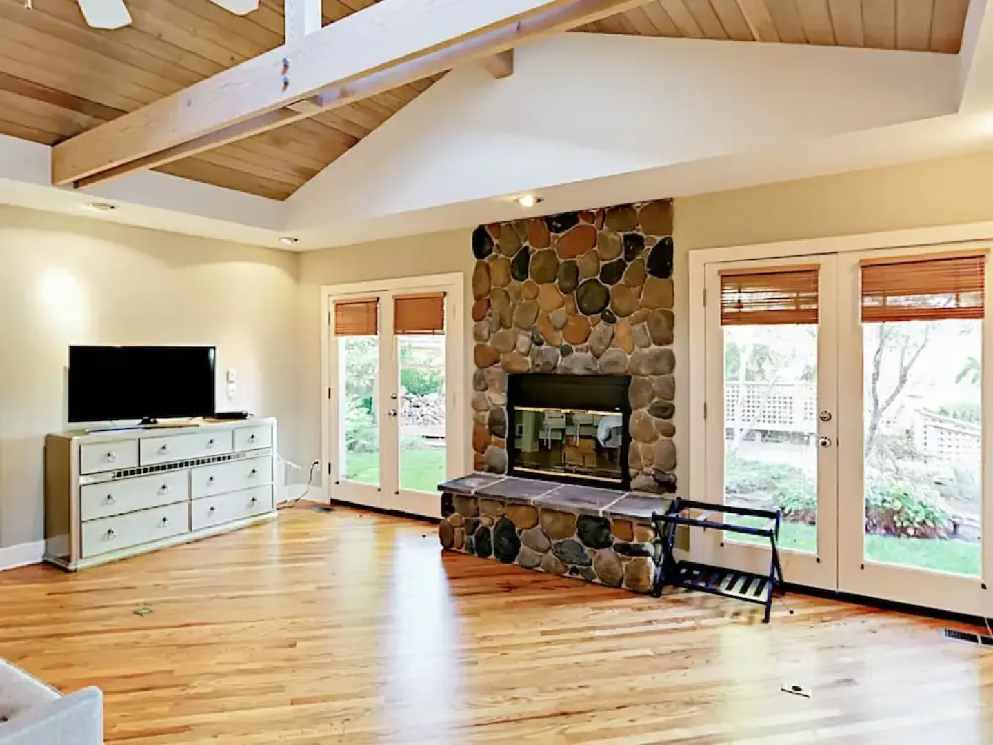 14521 40th Ave NE Home 3 Bedrooms 3 Bathrooms Home