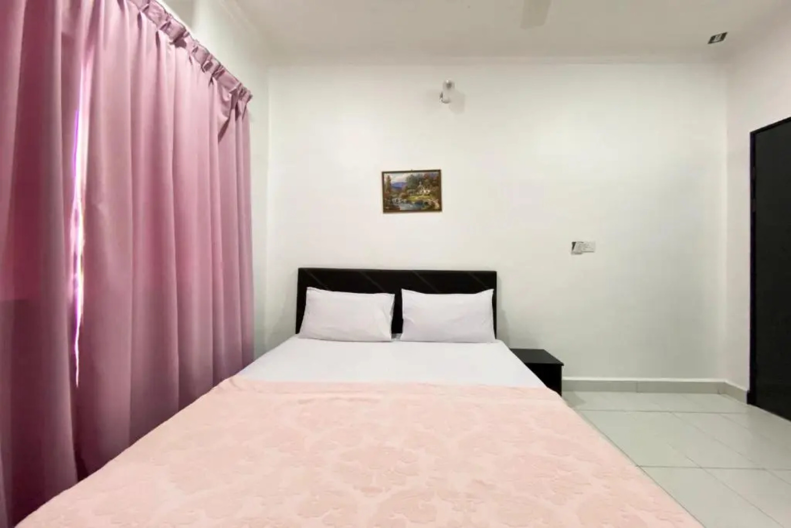 OYO 90230 Dh Residence