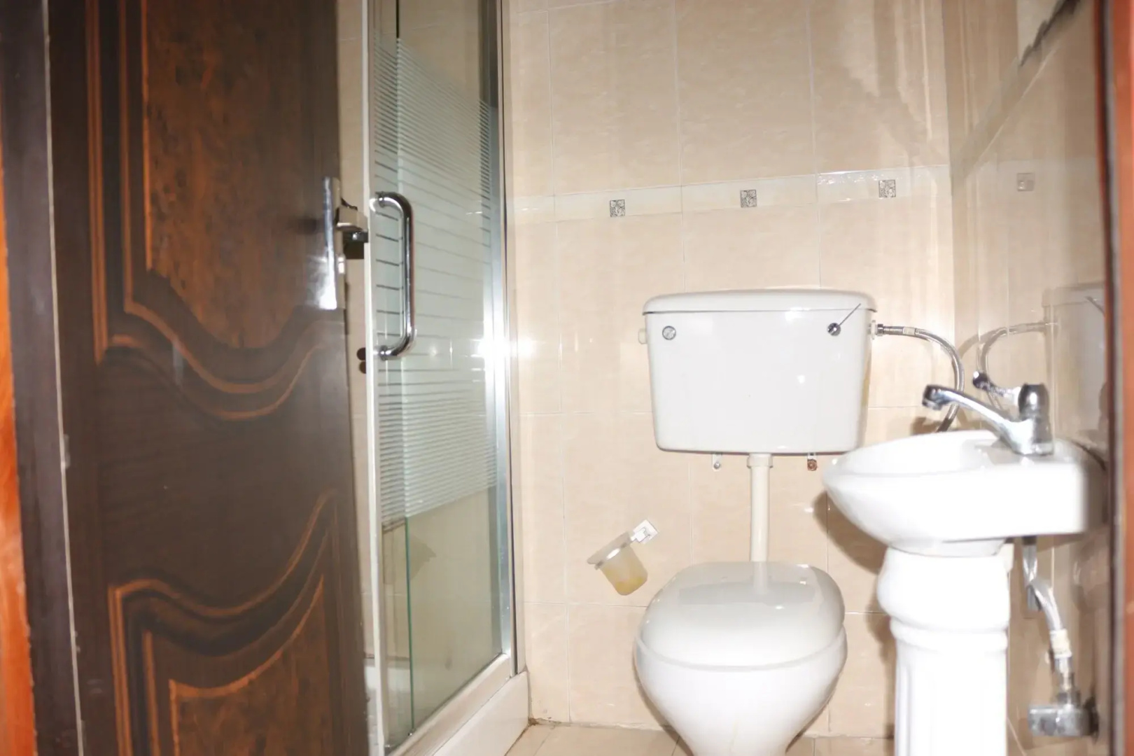 Crystalem Luxury Hotel
