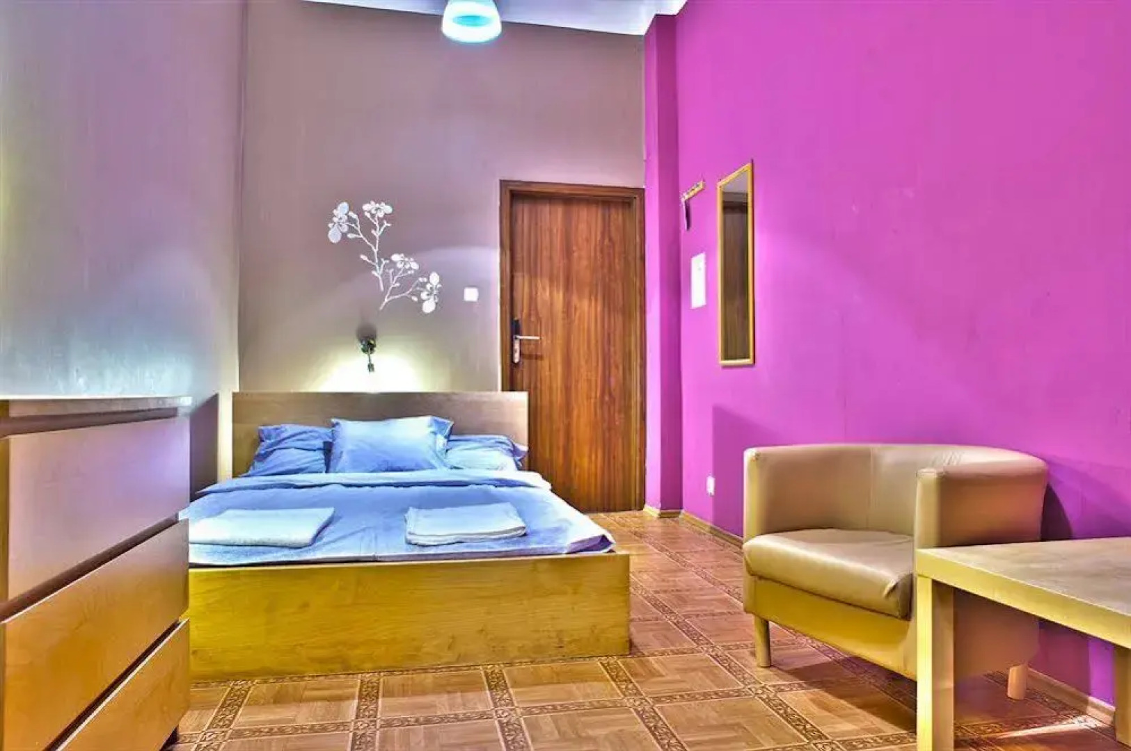 Nathans Villa Hostel