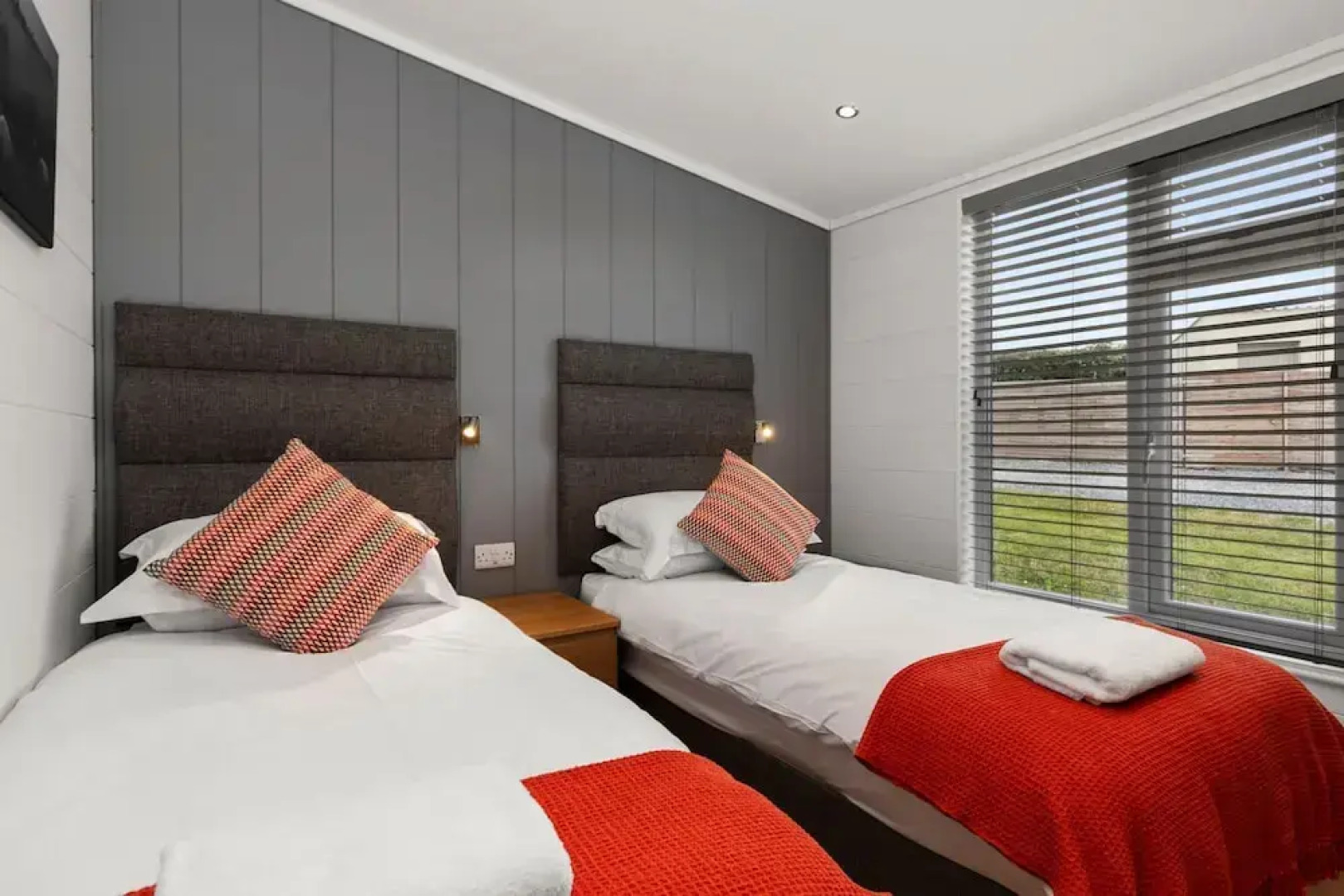 The Duck Pond - Countryside Hot Tub