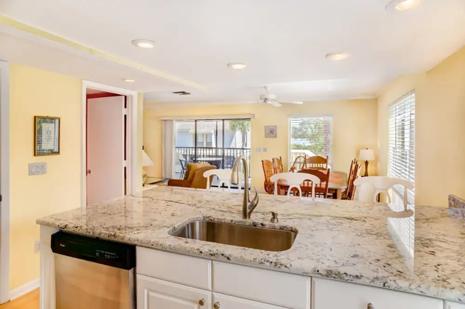 Bay Breeze Cottage-Captiva Shores 3A