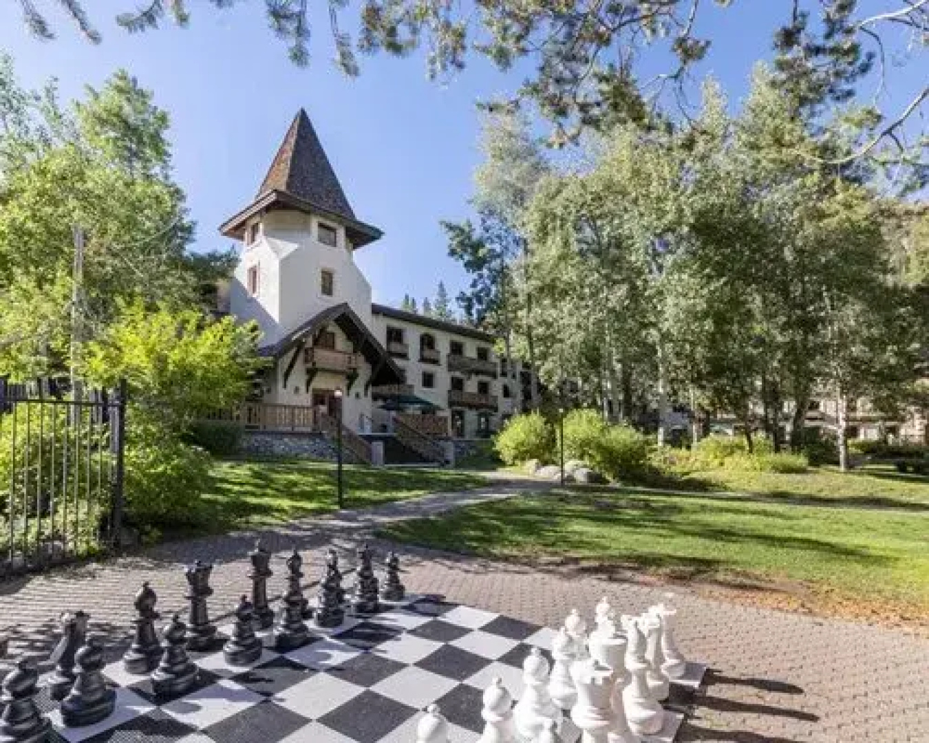 Sapphire Resorts at Olympic Village, Olympic Valley, USA