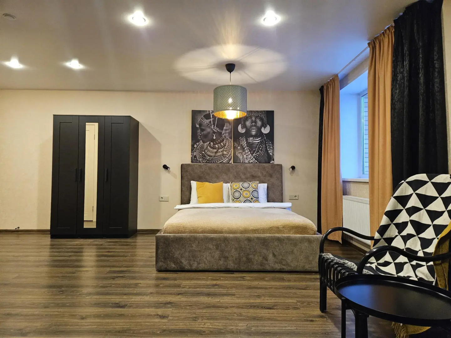 Home Hotel (Хоум Хотел)