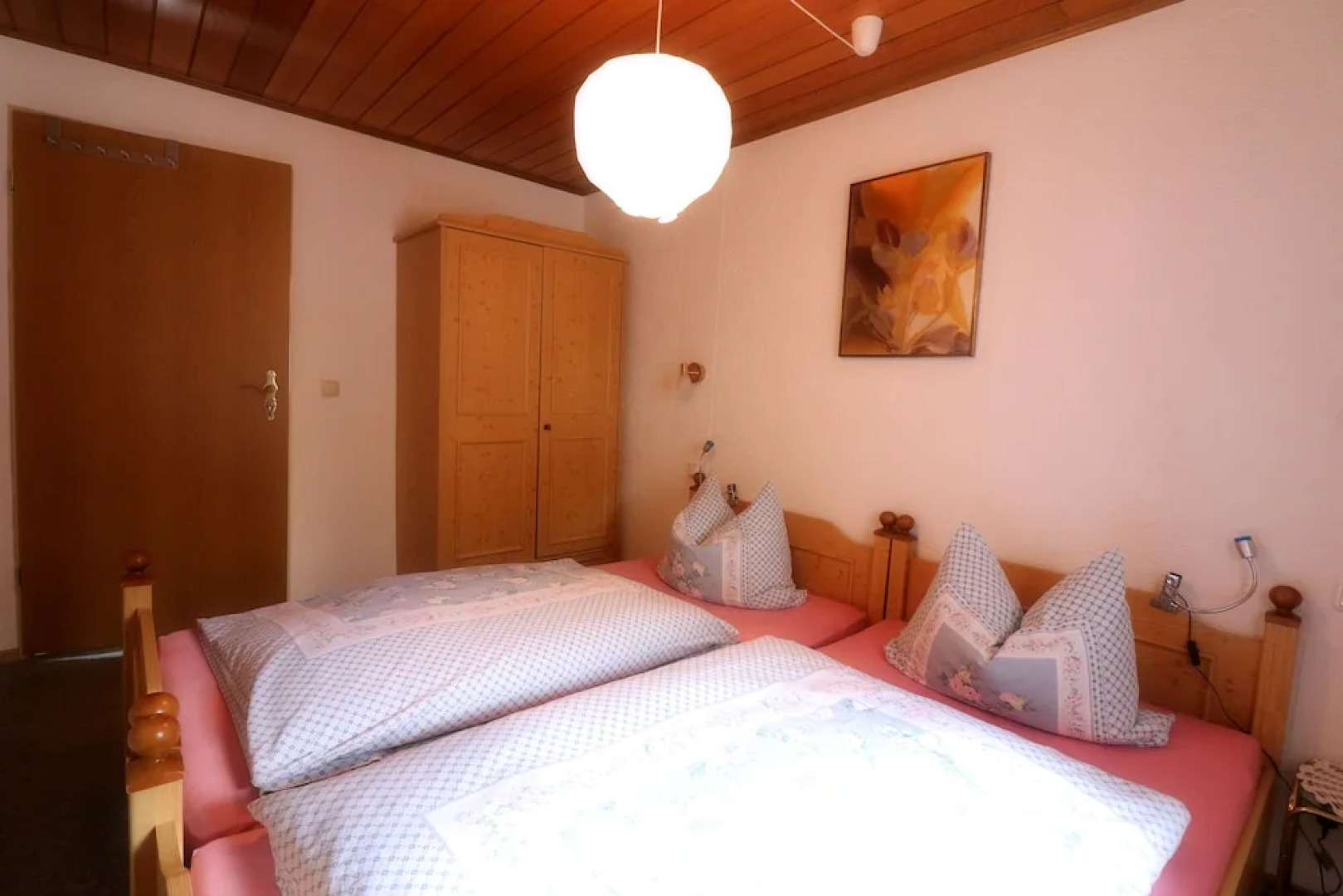 Cozy Apartment with Roof Terrace