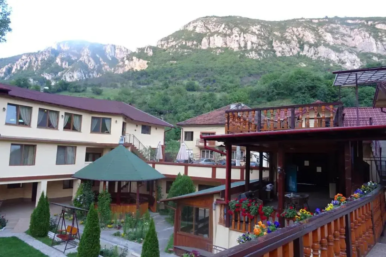 Pension Cuibul Viselor