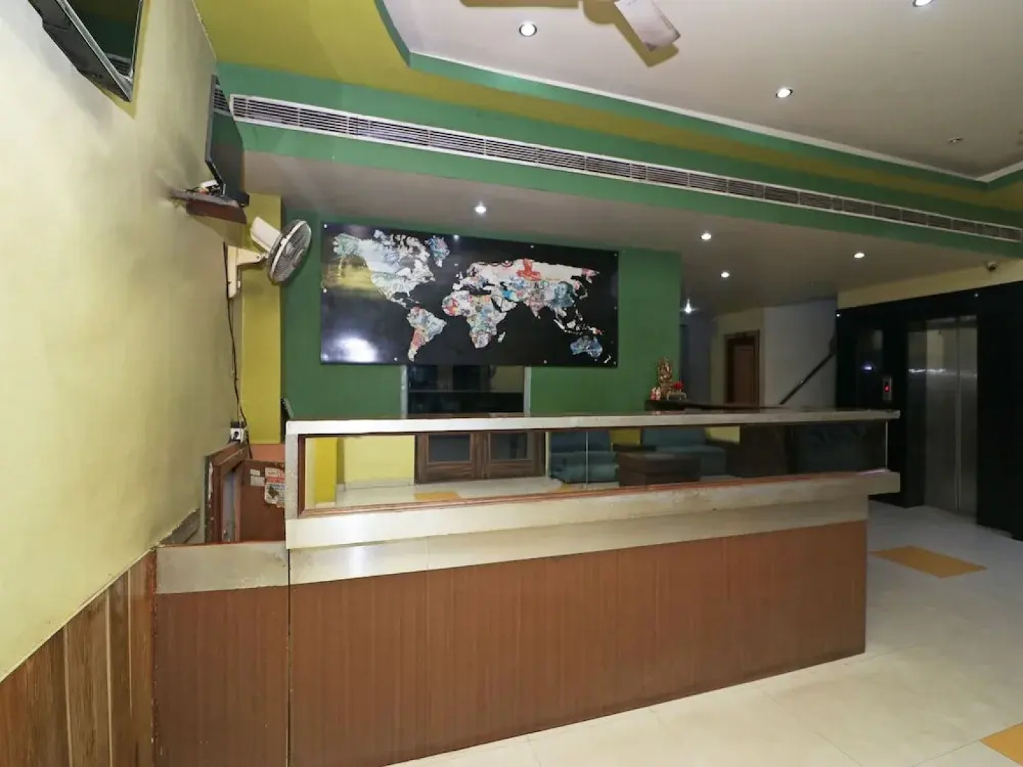 OYO 23168 Hotel G C Regency