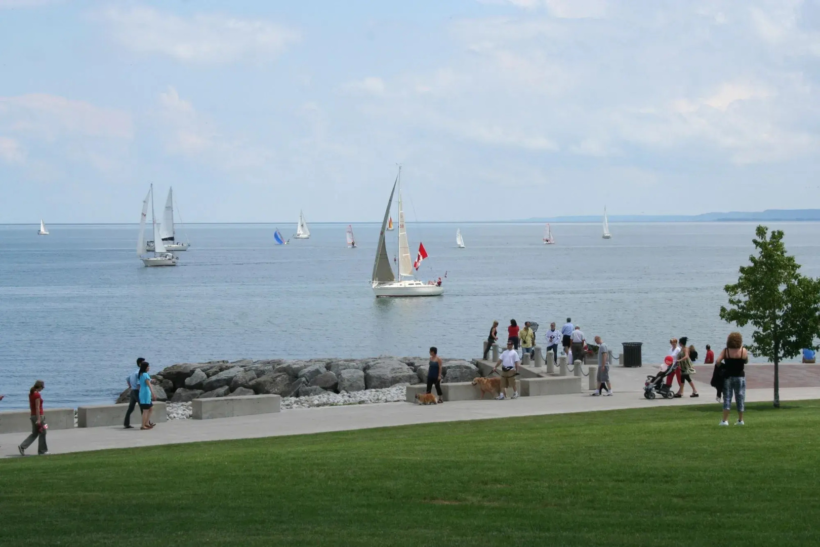 Holiday Inn Burlington Conference Centre by IHG